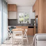 Thalassa House Holiday home